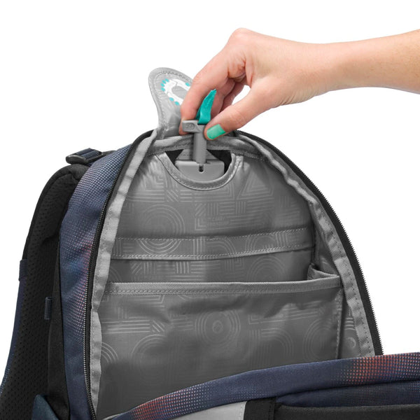 MATE Backpack, Rainbow Illusion