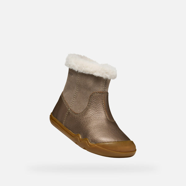 Hnědá dívčí barefoot kotníková obuv Geox Steppieup B6663A-022AK-C9006