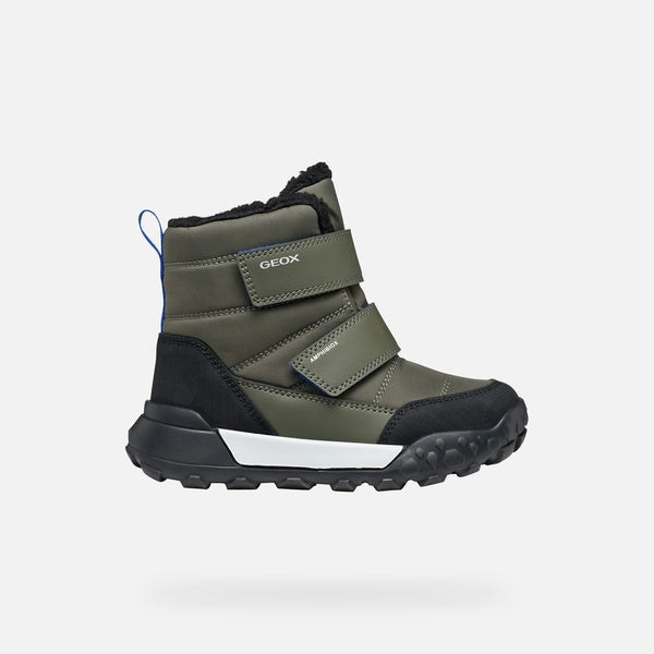 Tmavě zelená zateplená chlapecká zimní obuv Geox Trekkyup J66MBA-0FU54-C3XK4