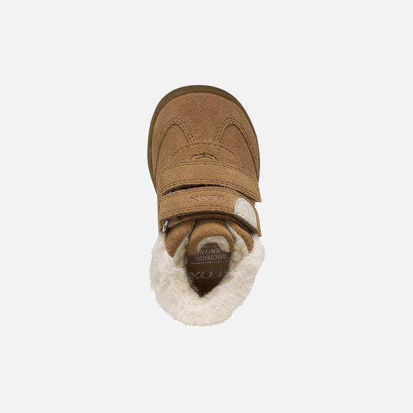 Tmavě hnědá dívčí obuv pro první kroky Geox Macchia B664PA-00022-C6627